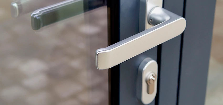 Broken Door Lock Cylinder Repair in Rosedale, California